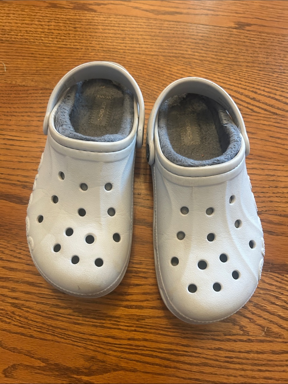 CROCS Kids Light Gray Fuzzy Lined Clogs